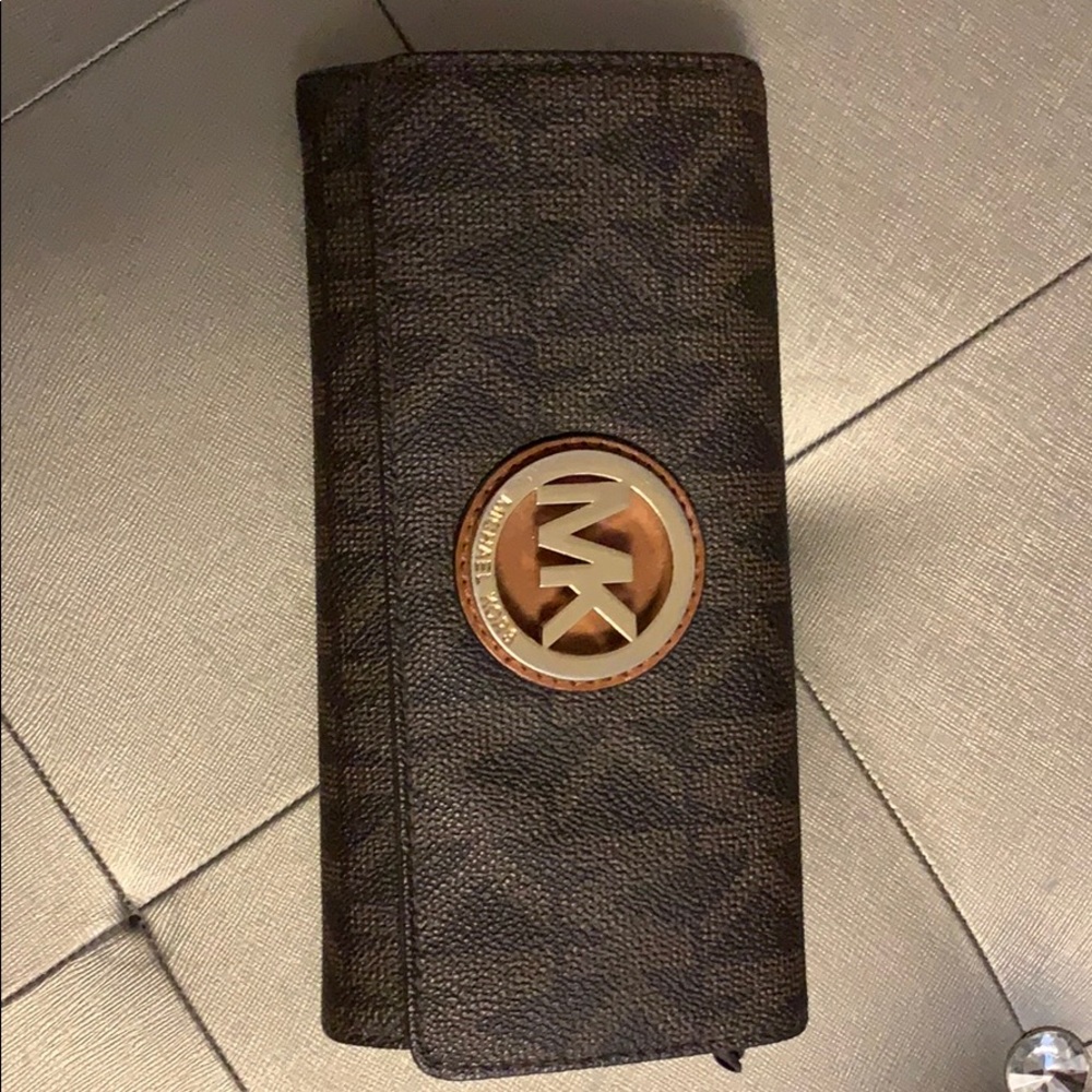 Michael Kors wallet